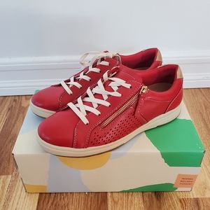 Earth Origins Etta Red Leather Sneakers